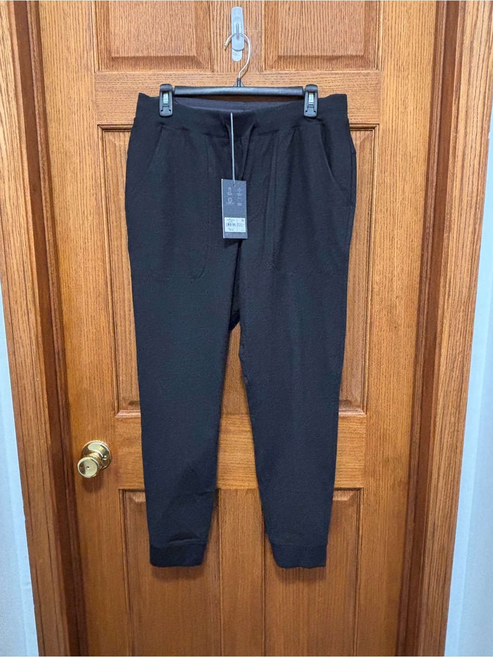 Men's Limitless Slim Black Jogger Pants with Drawstring Waist Sz M. NWT
